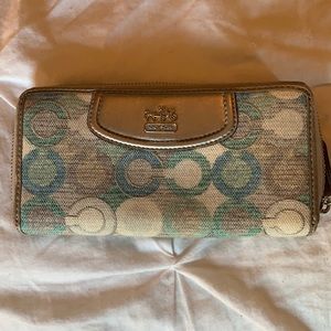 Coach Zip wallet
